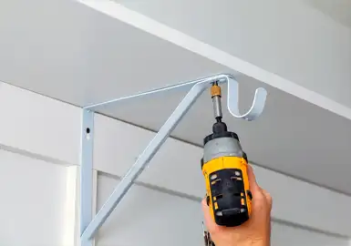 Cabinet closet installation