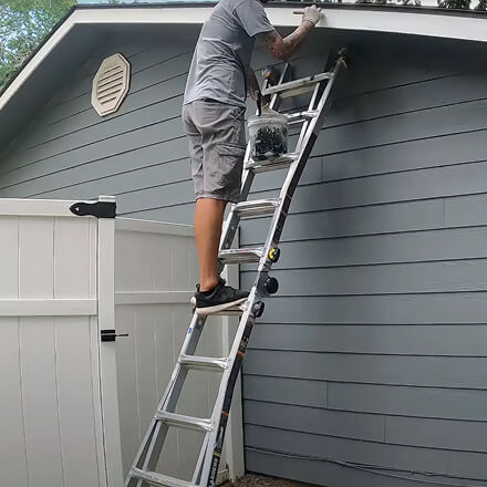 Enhance the luxury of your Hidden Hills property with our meticulous exterior painting, offering a flawless and durable upgrade.