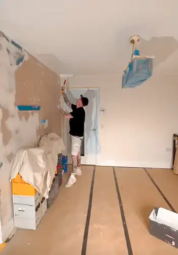 Painters in Burbank